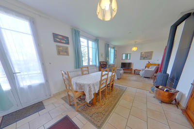 Maison - 83 m² - 4 pièces