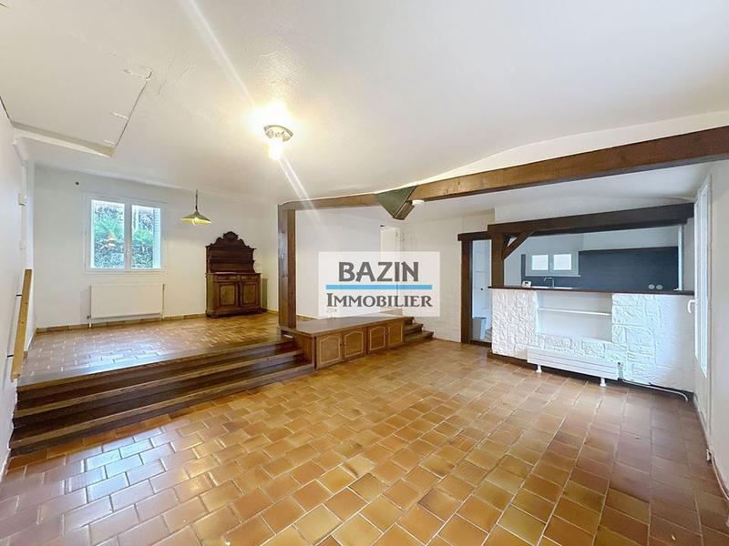 Maison traditionnelle - 93 m² - 4 pièces