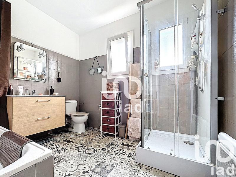 Maison - 186 m² - 9 pièces