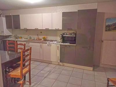 Appartement - 89 m² - 4 pièces