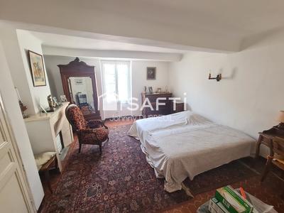 Maison de village - 100 m² - 4 pièces