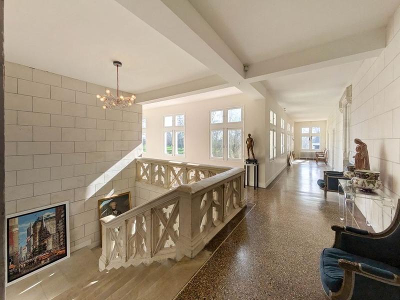 Manoir - 1 100 m² - 20 pièces