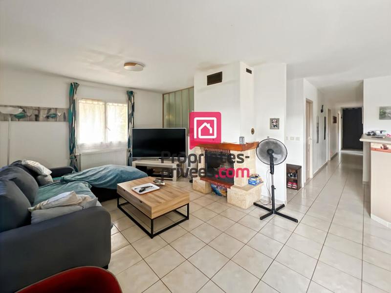 Maison - 104 m² - 6 pièces