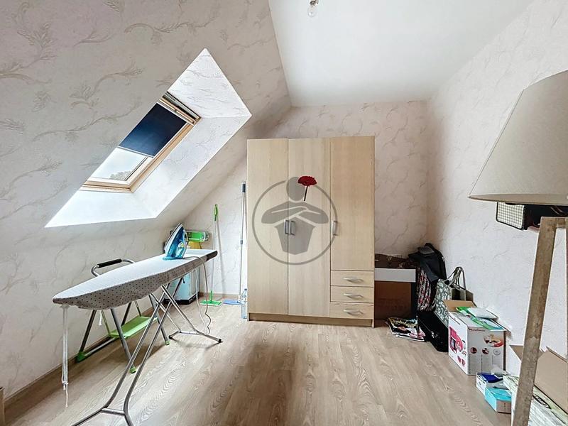 Maison - 163 m² - 8 pièces