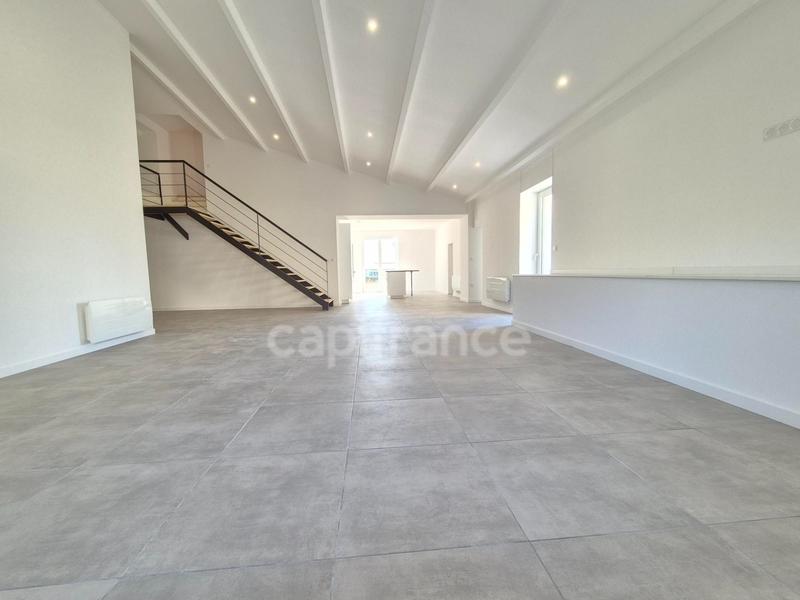 Maison - 155 m² - 4 pièces