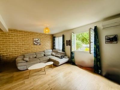 Maison - 102 m² - 5 pièces