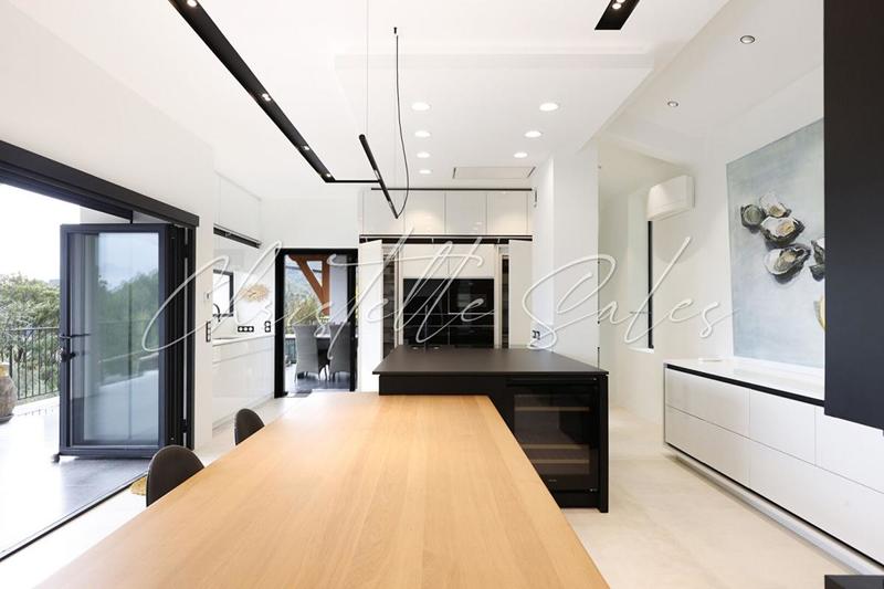 Villa - 400 m² - 10 pièces