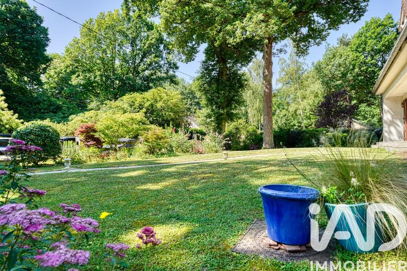 Maison - 220 m² - 9 pièces