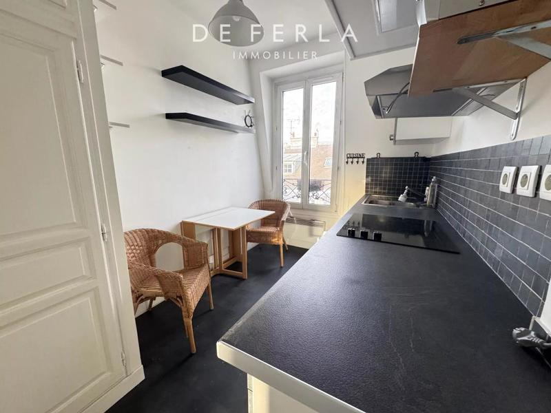 Studio - 24 m² - 1 pièce