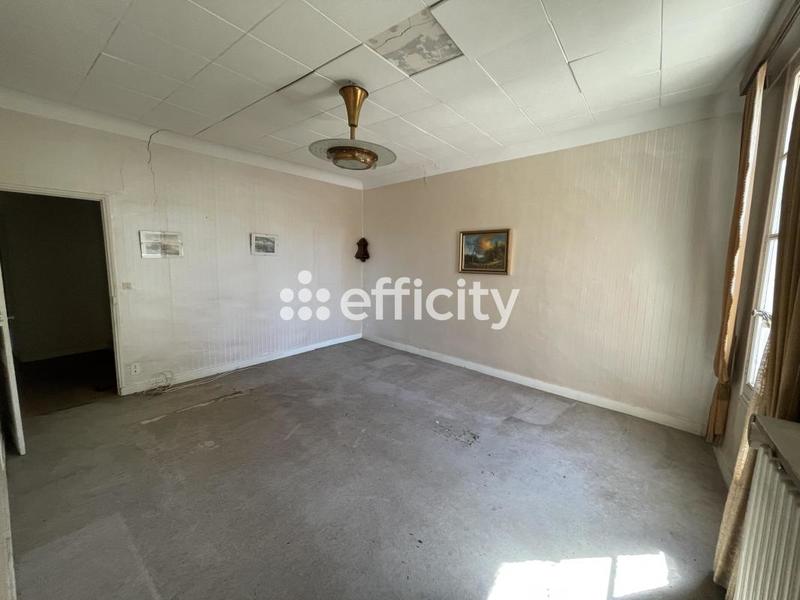 Immeuble - 220 m² - 14 pièces