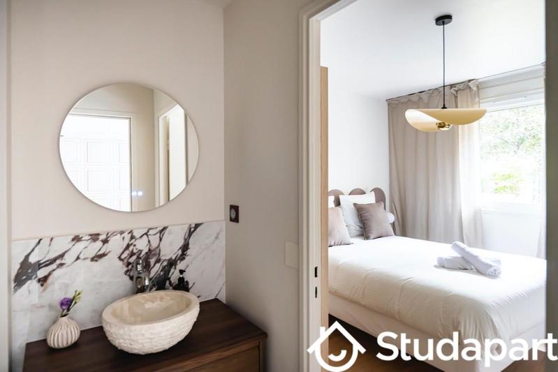 Chambre - 9 m² - 1 pièce