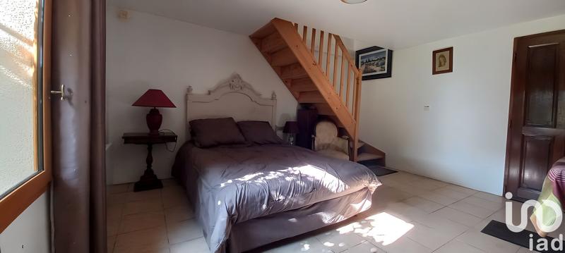 Maison - 222 m² - 7 pièces