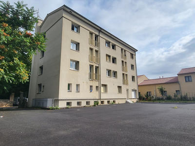 Propriété - 560 m² - 28 pièces