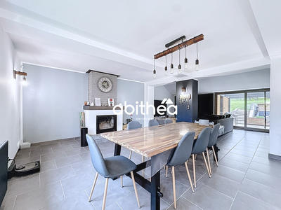 Maison - 135 m² - 7 pièces