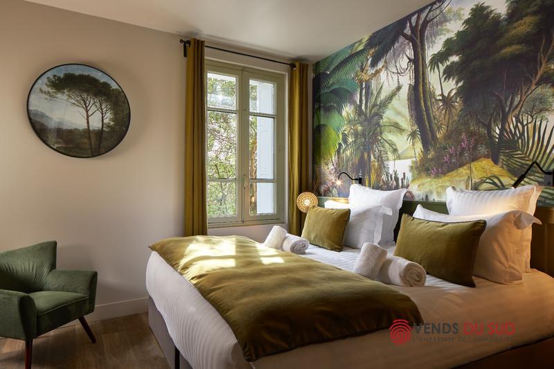 Maison de maîtres - 895 m² - 24 pièces