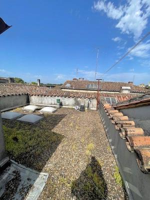 Maison - 185 m² - 10 pièces