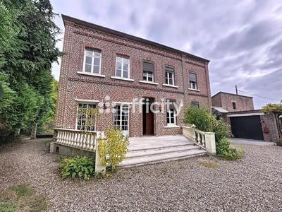 Maison bourgeoise - 185 m² - 6 pièces