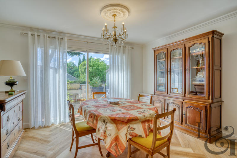 Appartement - 83 m² - 3 pièces