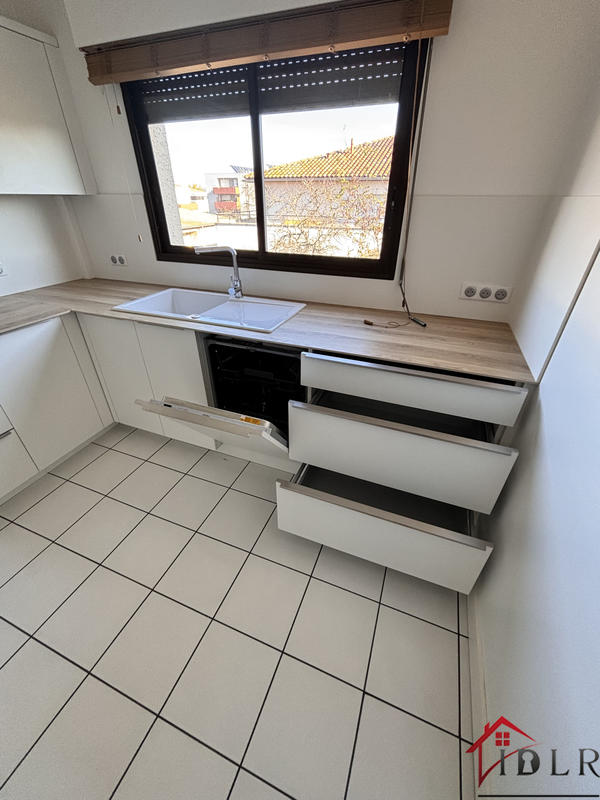 Appartement - 187 m² - 6 pièces