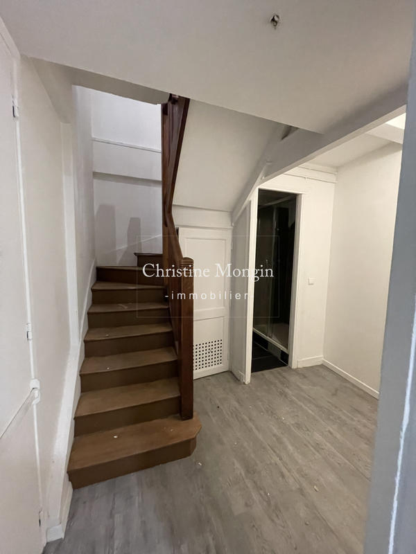 Appartement - 167 m² - 5 pièces