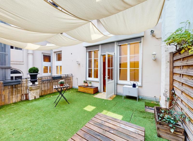 Appartement - 100 m² - 3 pièces