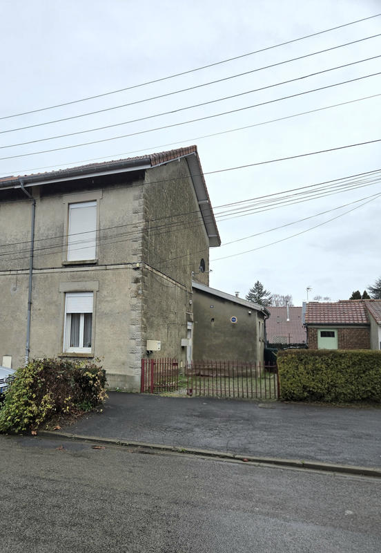 Maison - 60 m² - 4 pièces