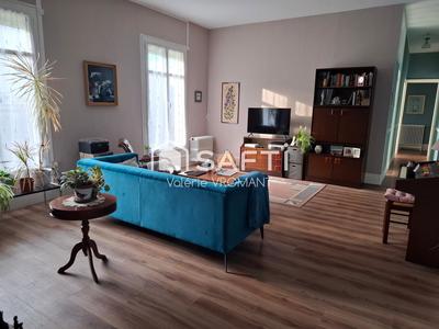 Maison de ville - 142 m² - 4 pièces