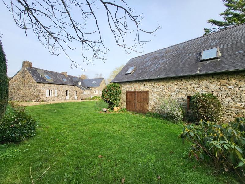 Maison - 170 m² - 12 pièces