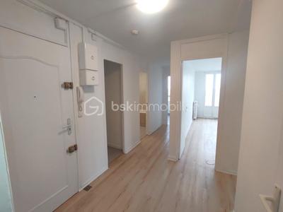 Appartement - 56 m² - 3 pièces