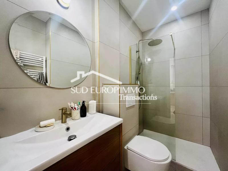 Appartement - 105 m² - 5 pièces