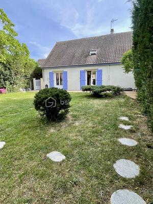 Maison traditionnelle - 116 m² - 7 pièces