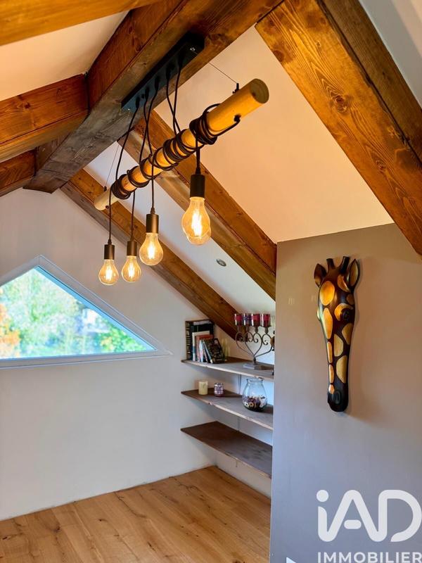 Maison - 197 m² - 7 pièces