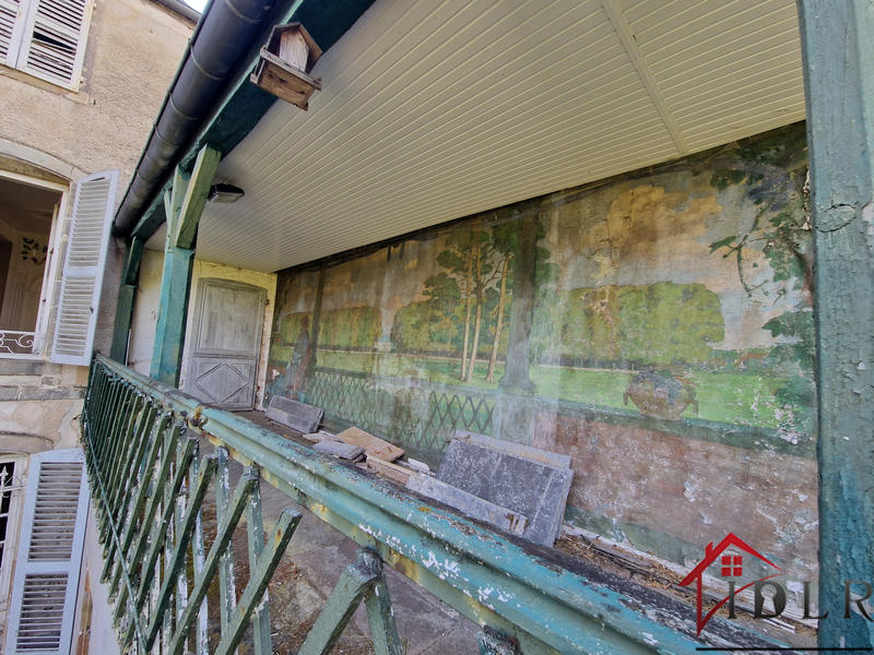 Maison - 402 m² - 14 pièces