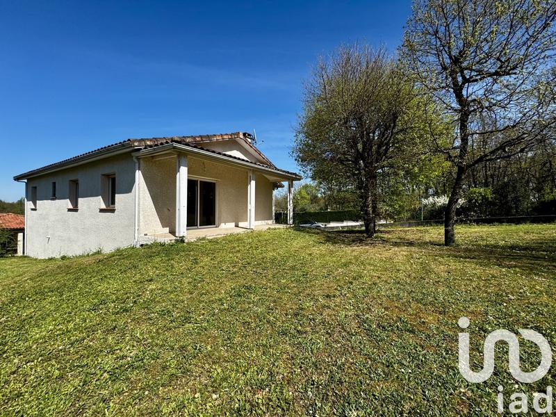 Maison - 90 m² - 4 pièces