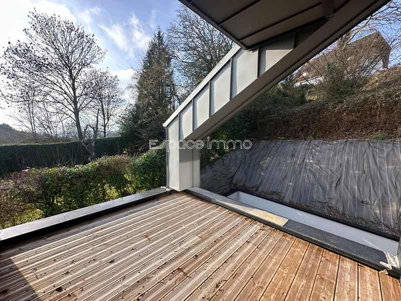 Maison - 200 m² - 6 pièces