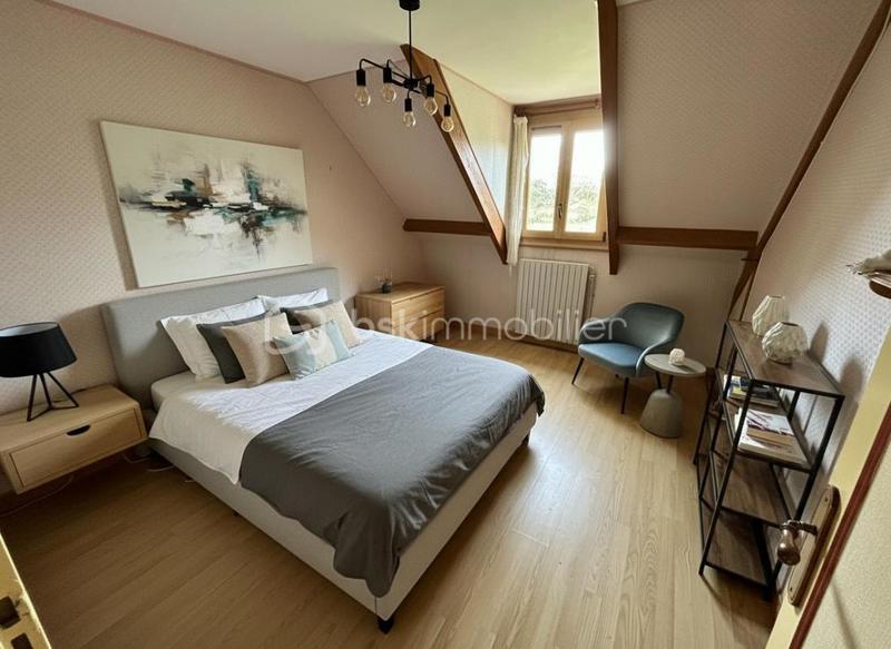 Maison - 175 m² - 8 pièces