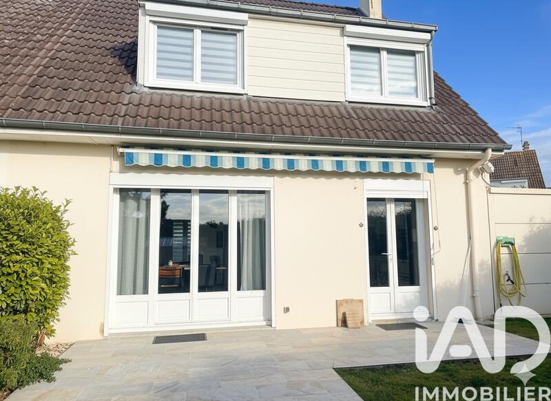 Maison - 93 m² - 4 pièces