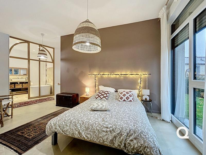 Appartement - 103 m² - 4 pièces