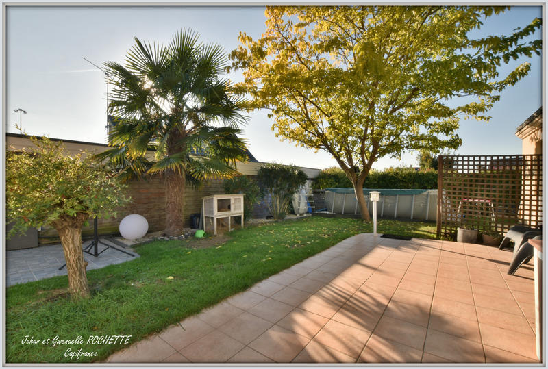 Maison - 99 m² - 5 pièces