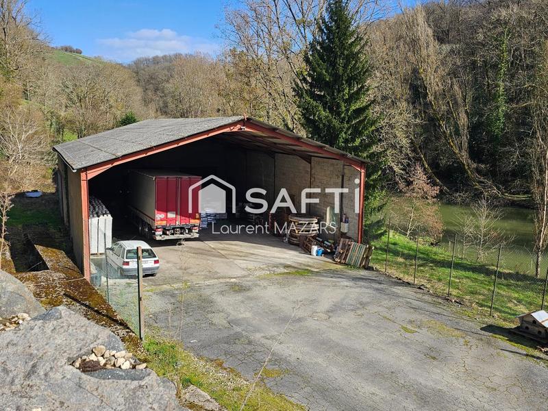 Propriété - 300 m² - 14 pièces