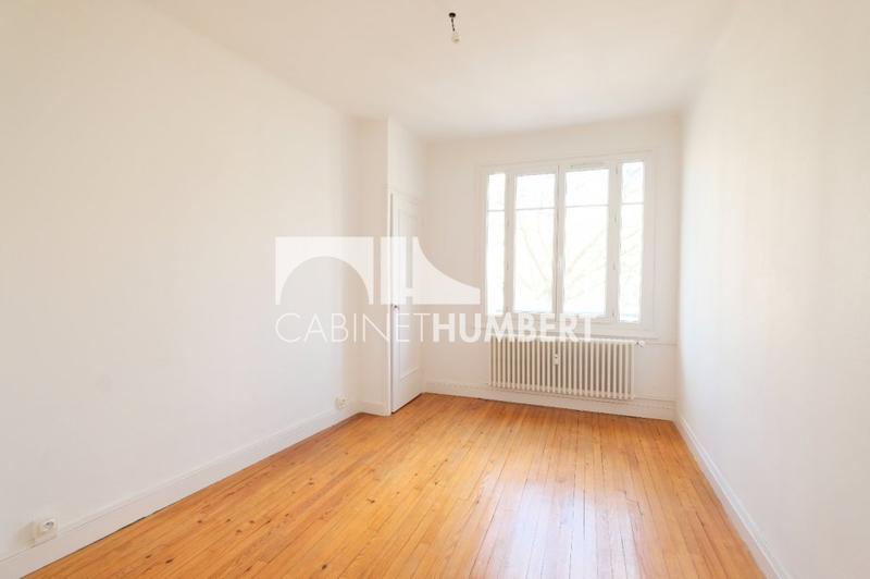 Appartement - 129 m² - 6 pièces