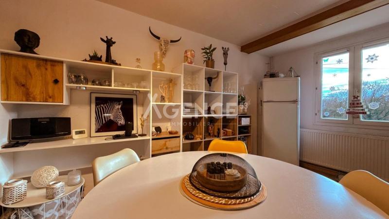 Maison - 104 m² - 4 pièces