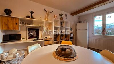 Maison - 104 m² - 4 pièces