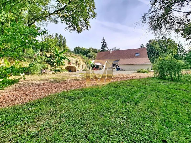 Maison - 163 m² - 6 pièces