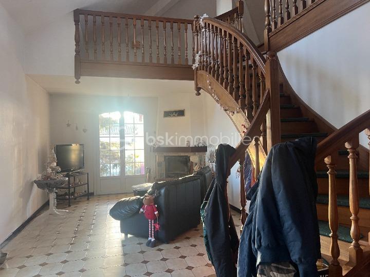 Maison de maîtres - 244 m² - 10 pièces