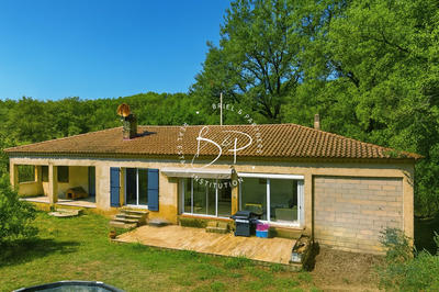 Maison - 104 m² - 5 pièces