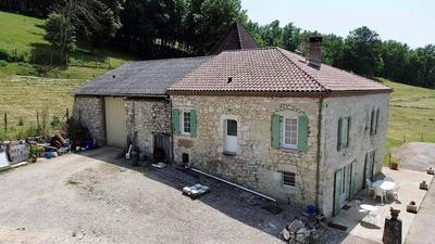 Maison - 163 m² - 7 pièces