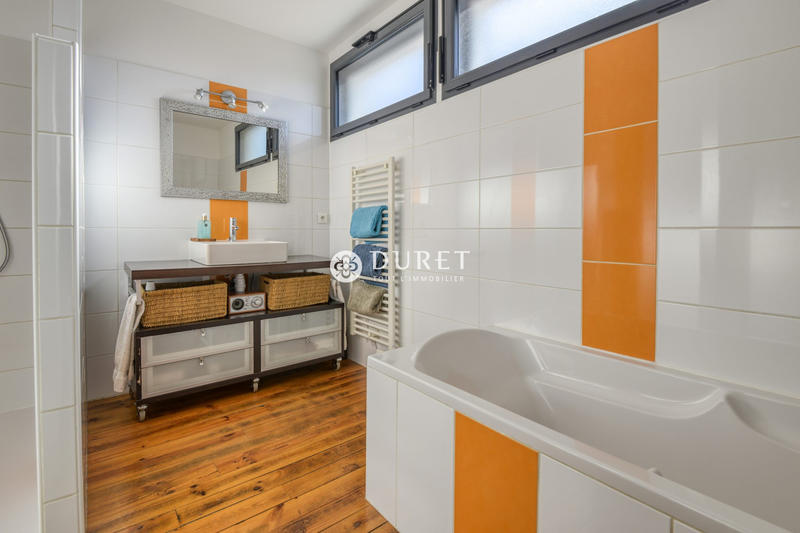 Maison contemporaine - 176 m² - 5 pièces