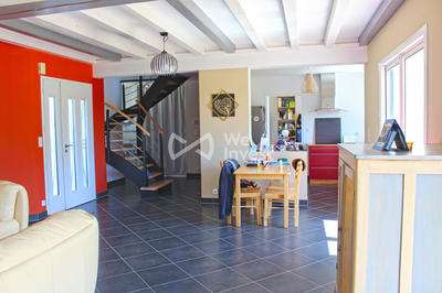 Maison contemporaine - 147 m² - 4 pièces