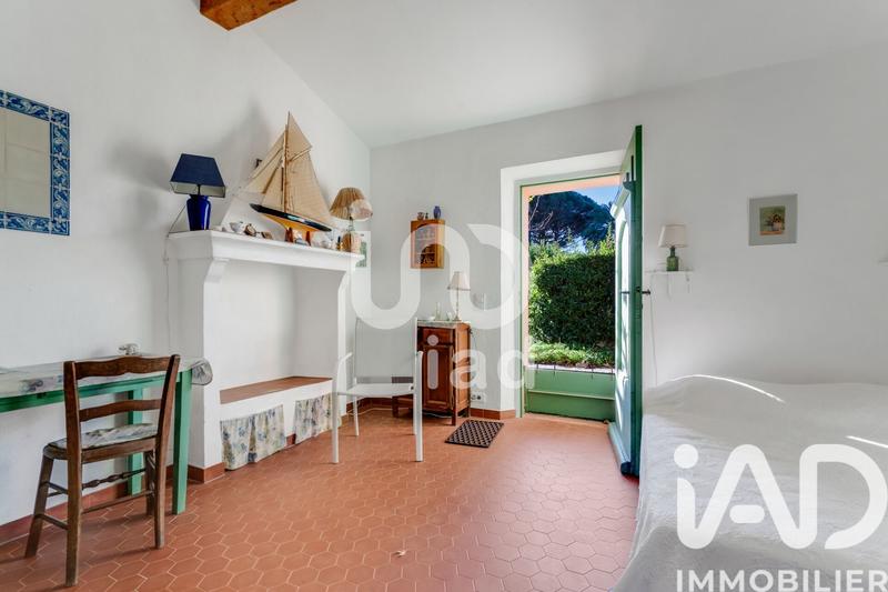 Maison - 194 m² - 8 pièces